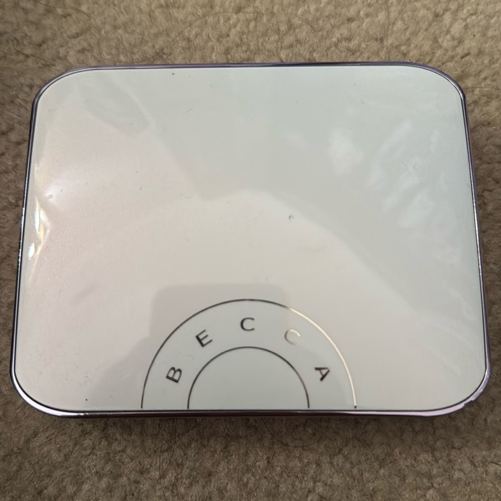 BECCA EYESHADOW PALETTE